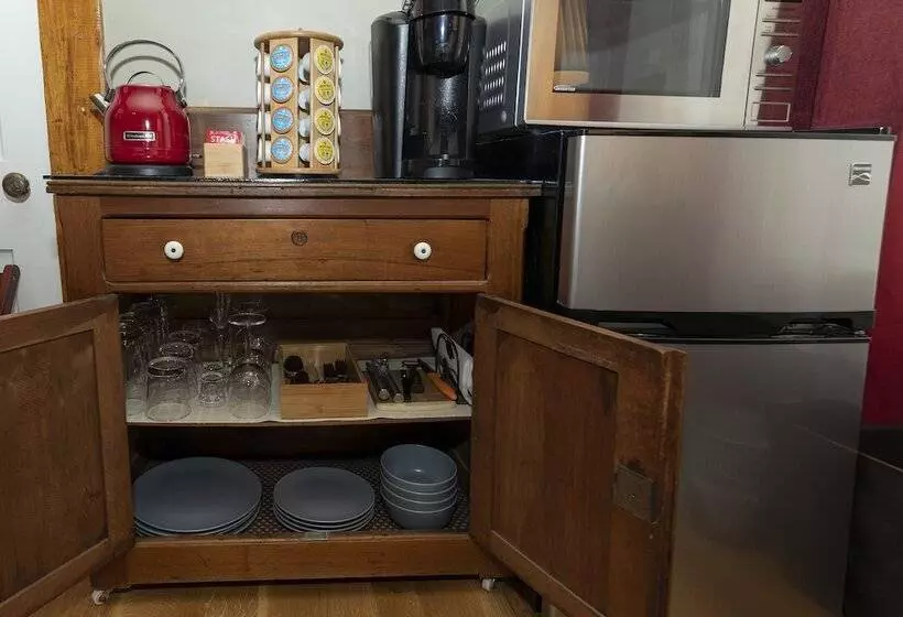 Majatalo The Stone House Inn