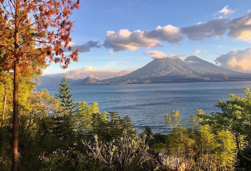 تختخواب و صبحانه Anzan Atitlan