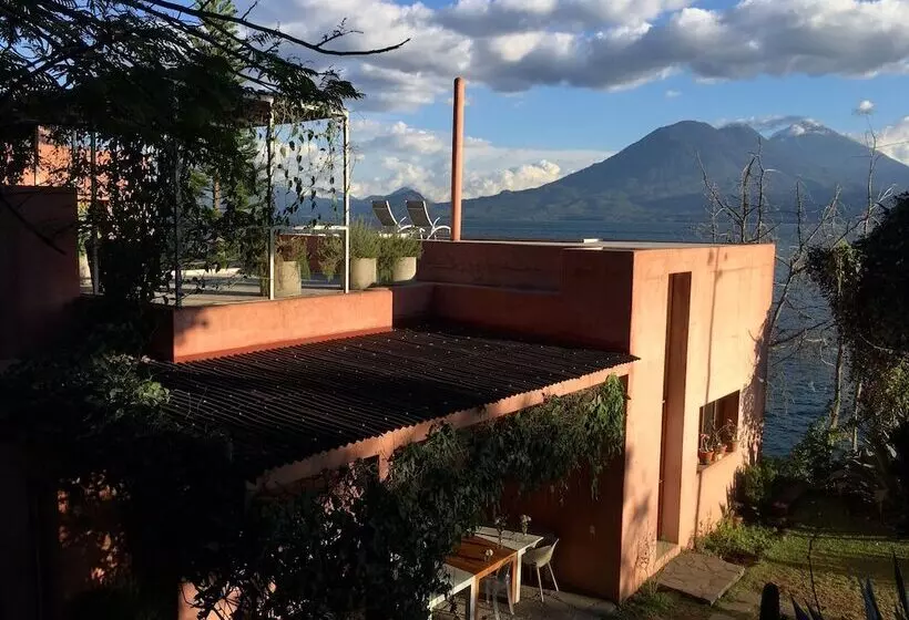 تختخواب و صبحانه Anzan Atitlan