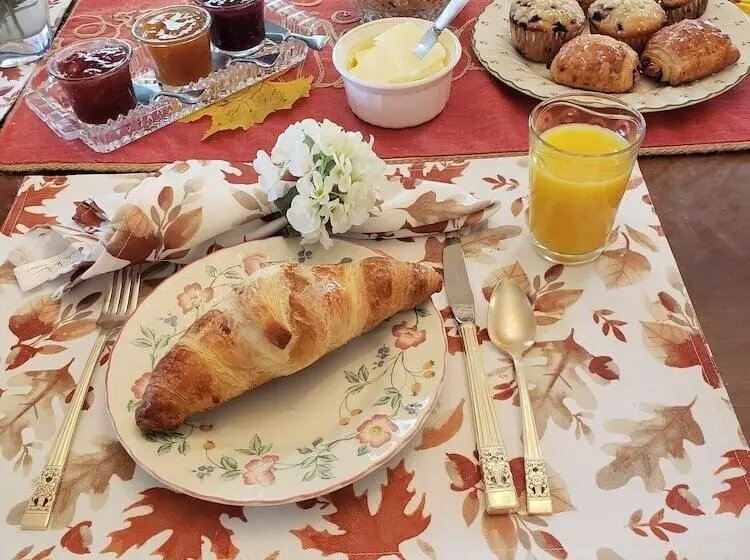 Aamiaismajoitus (B&B) Daniel Stebbins House