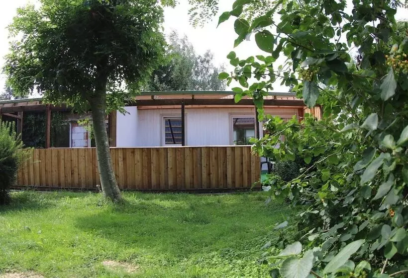 Hotelli Campingplatz Am Hünstein