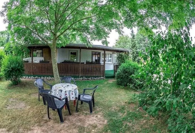 Hotelli Campingplatz Am Hünstein