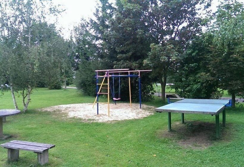 בית מלון כפרי Campingplatz Am Hünstein