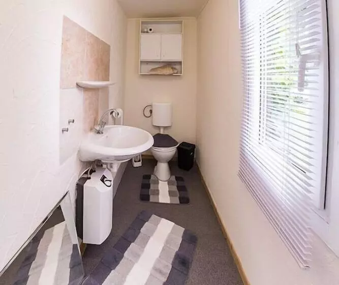 Hotelli Campingplatz Am Hünstein