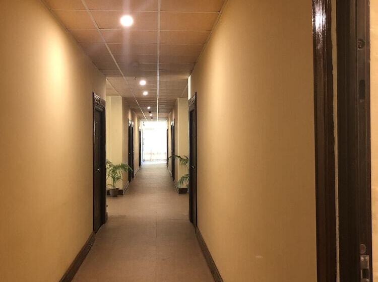 هتل Diamond Residence