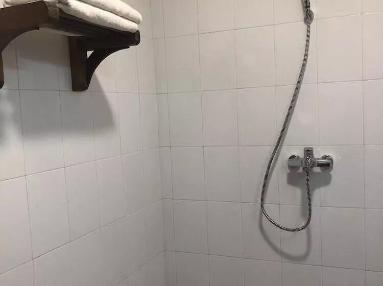 هتل Diamond Residence