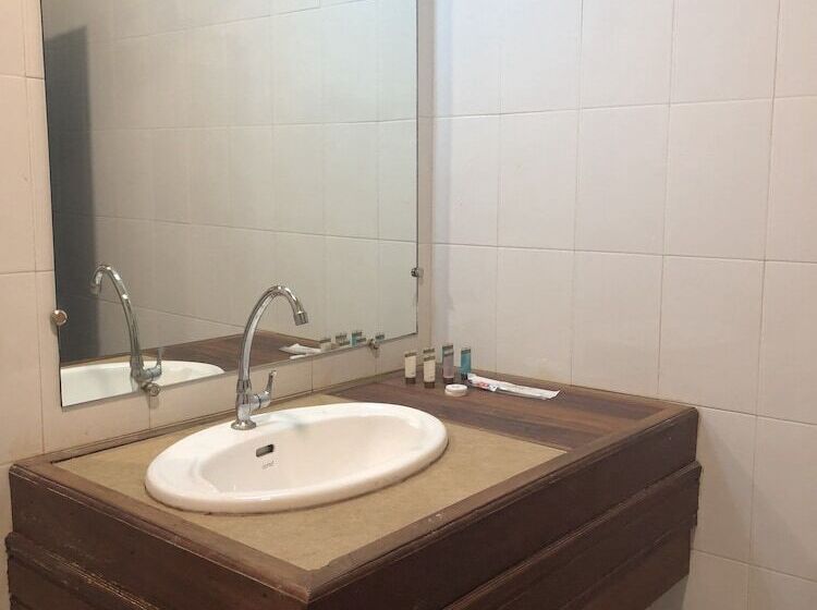 هتل Diamond Residence