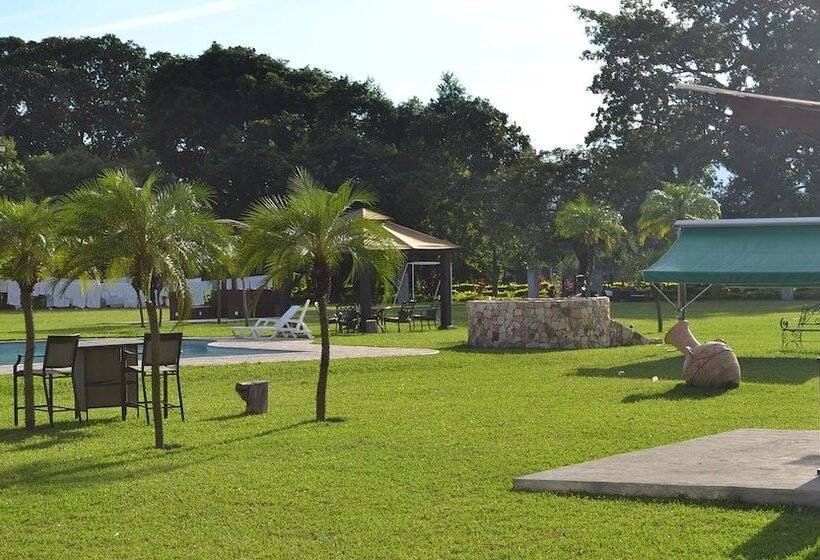 هتل Grand Caporal