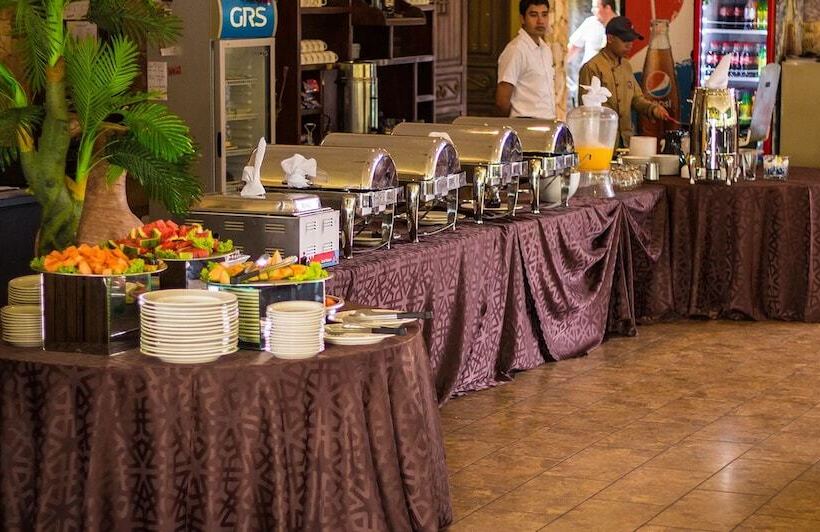 هتل Grand Caporal