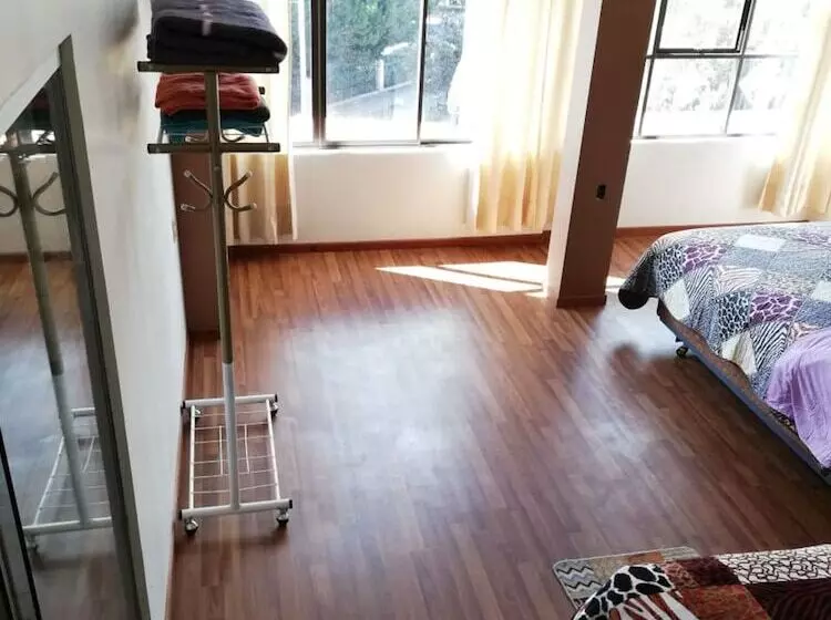 هتل Espejo