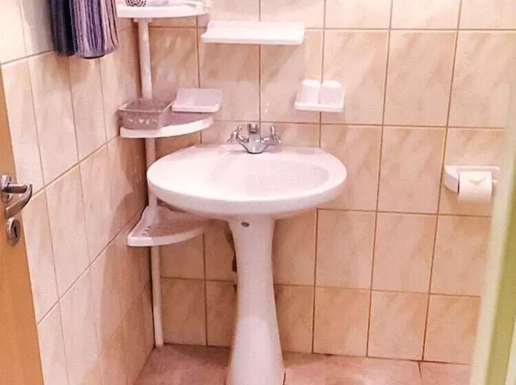 ホテル Son And Len