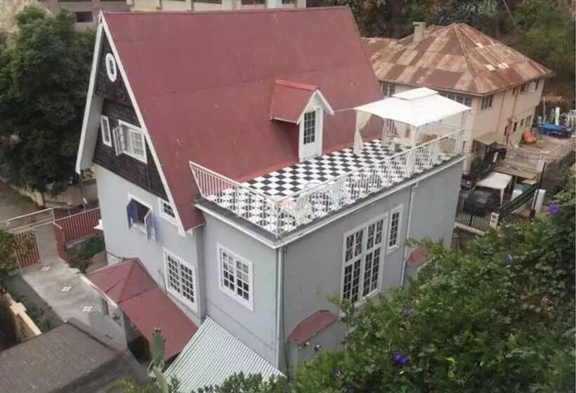 Myhostel Miramar