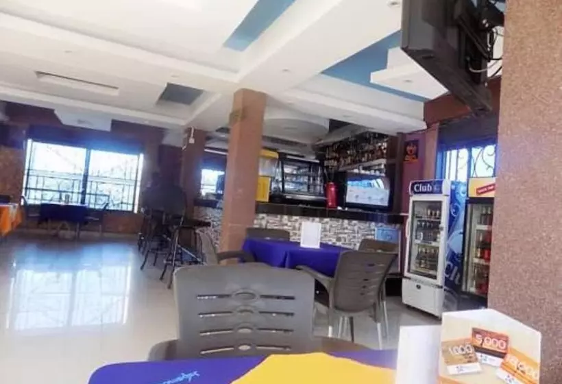 پانسیون Japs Motel Mbarara