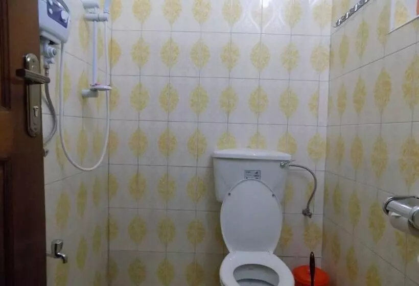 پانسیون Japs Motel Mbarara