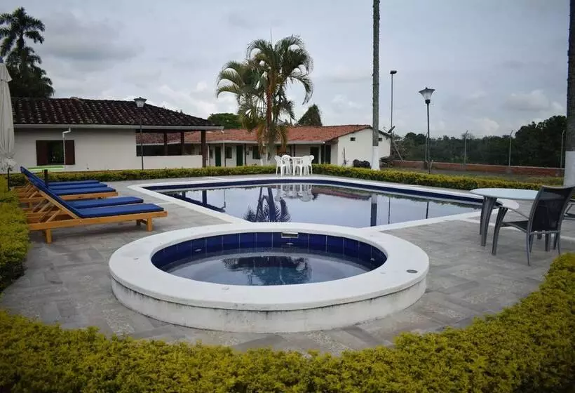 Majatalo Kamal Country House