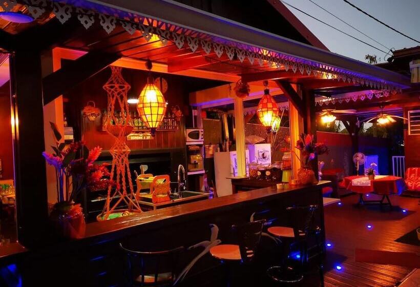 پانسیون Lodge D Eden