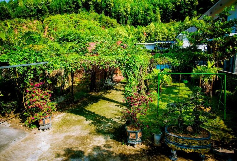 پانسیون Phong Nha Hillside View Bungalow