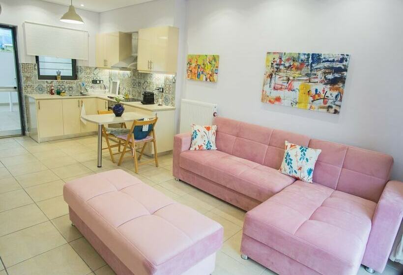 Porto Rafti View By Akroploron