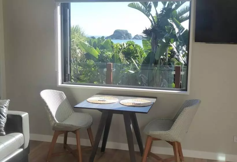 Lomakeskus The Bay House Beachfront Accommodation