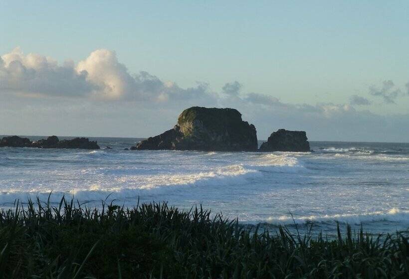 리조트 The Bay House Beachfront Accommodation