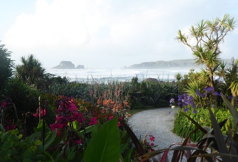 리조트 The Bay House Beachfront Accommodation