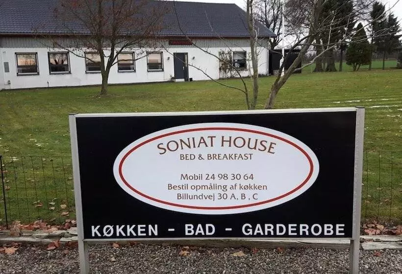 ベッドアンドブレックファースト Soniat House