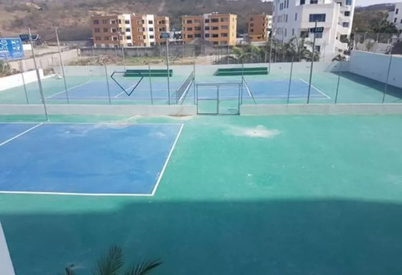 Grand Diamond Beach