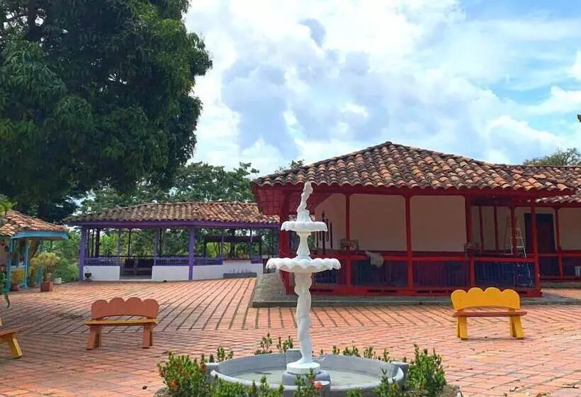 ホテル Pueblito Cafetero