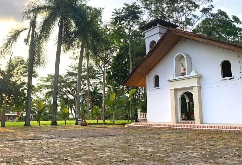 ホテル Pueblito Cafetero