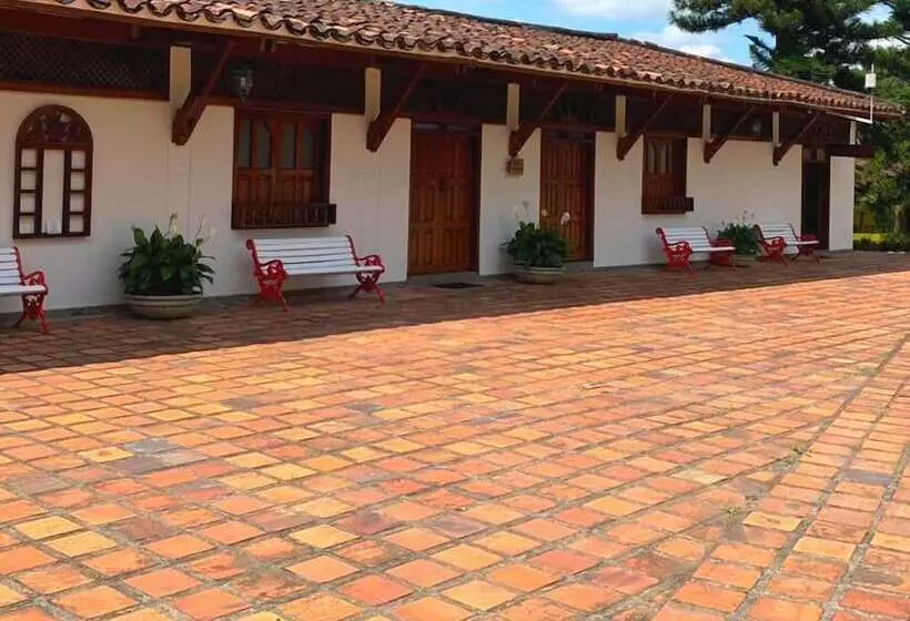 ホテル Pueblito Cafetero