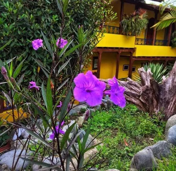 ホテル Pueblito Cafetero