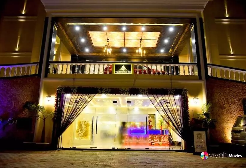 Hotelli The Riverside Inn