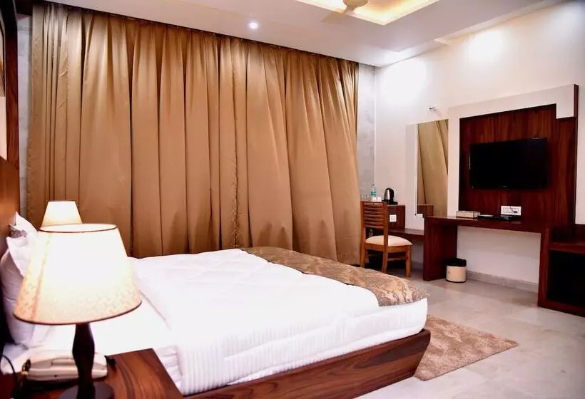 Hotelli The Riverside Inn