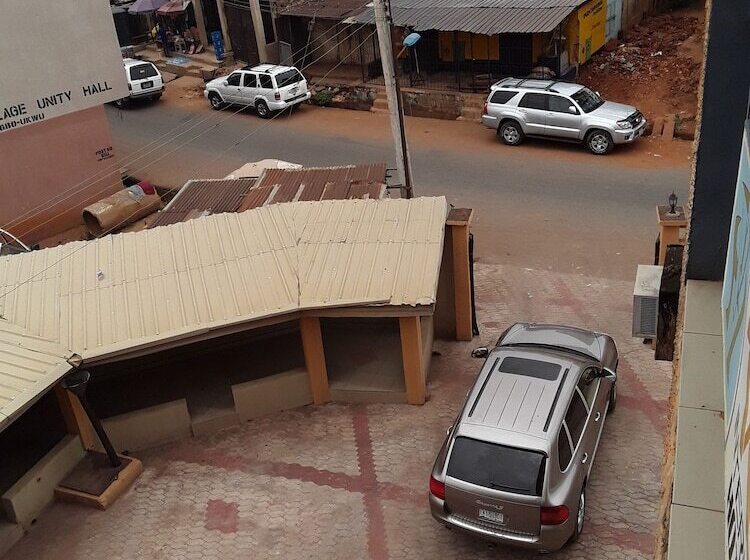 هتل Vacco International