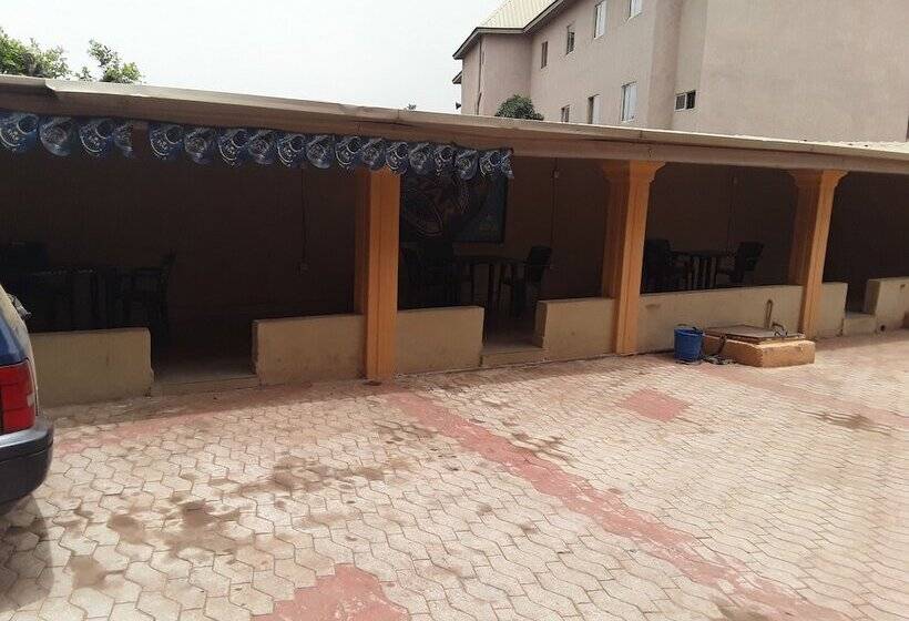 هتل Vacco International