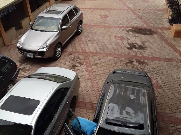 هتل Vacco International