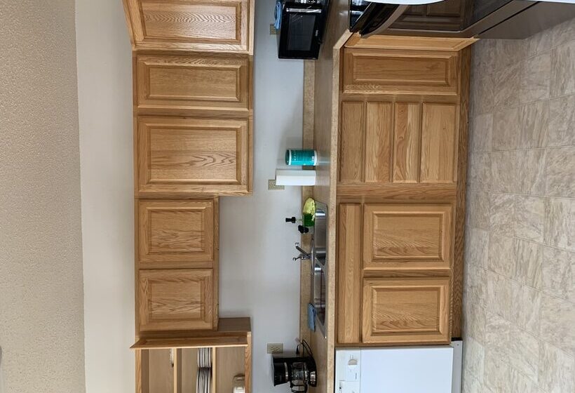 Nashwauk Lodging Hostel