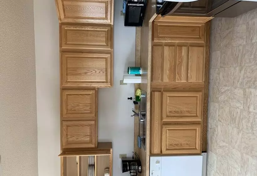 Nashwauk Lodging   Hostel