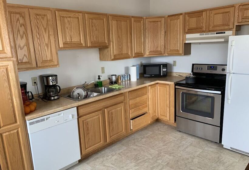 Nashwauk Lodging Hostel