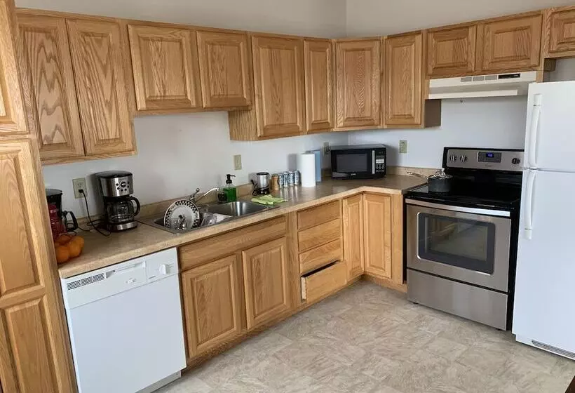 Nashwauk Lodging   Hostel