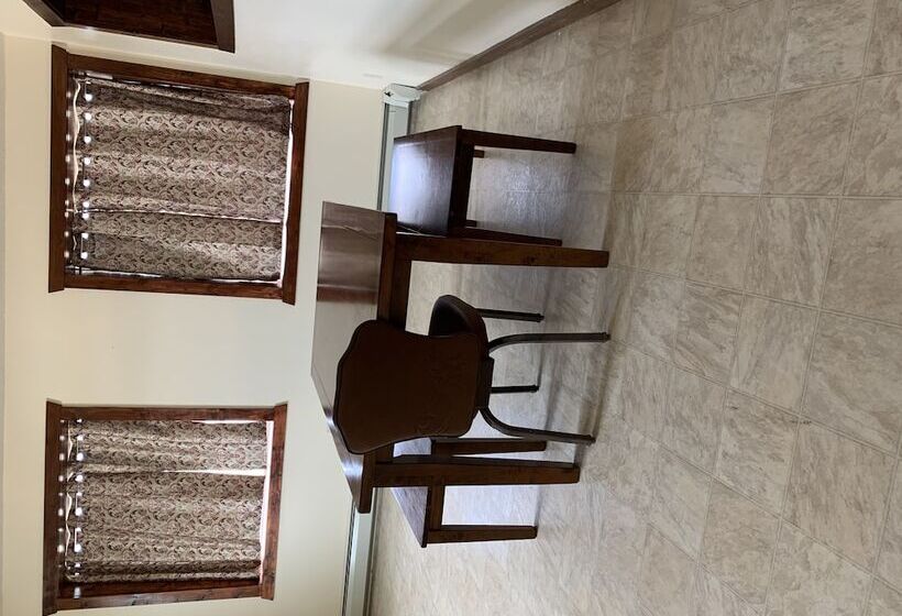 Nashwauk Lodging Hostel