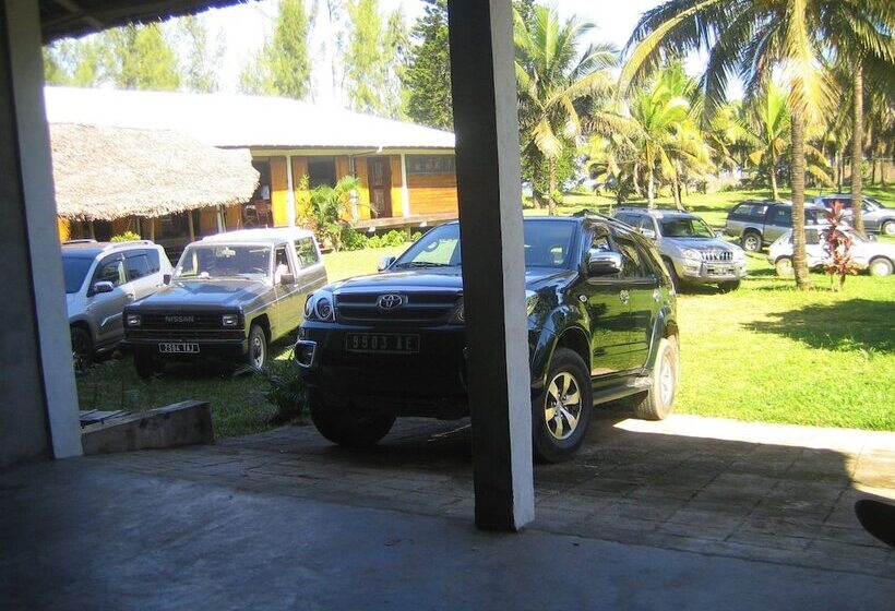 펜션 Chez Paul Ambodiatafana