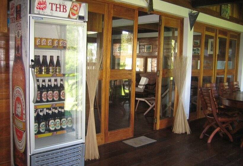 펜션 Chez Paul Ambodiatafana