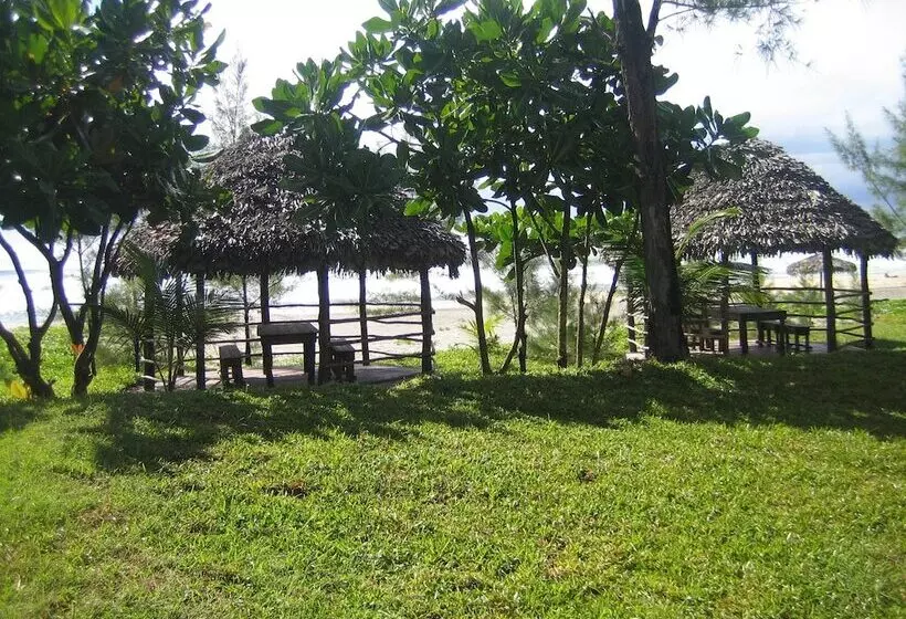 پانسیون Chez Paul Ambodiatafana