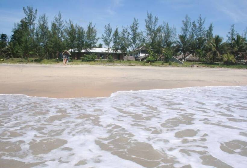 펜션 Chez Paul Ambodiatafana