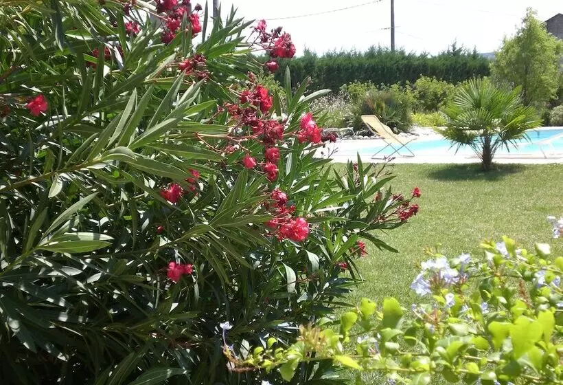 ペンション Moulin De Courlas   Chambres D Hôtes