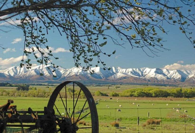 Пансион Peter S Farm Lodge