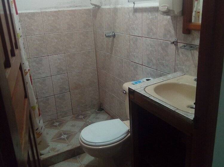 Posada Alroma   Hostel