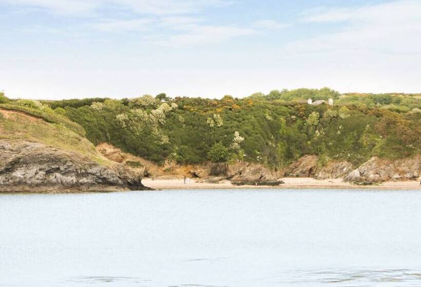 The Old Post Office 23 High Street