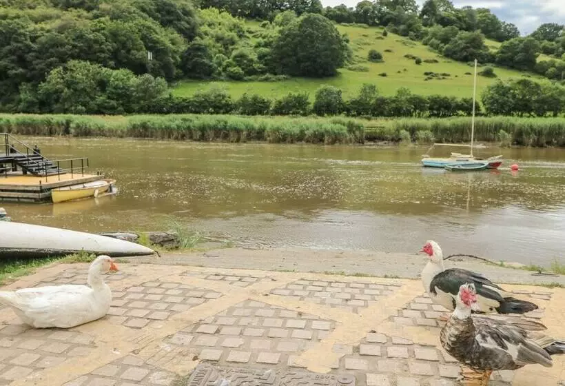 1 River Cottage